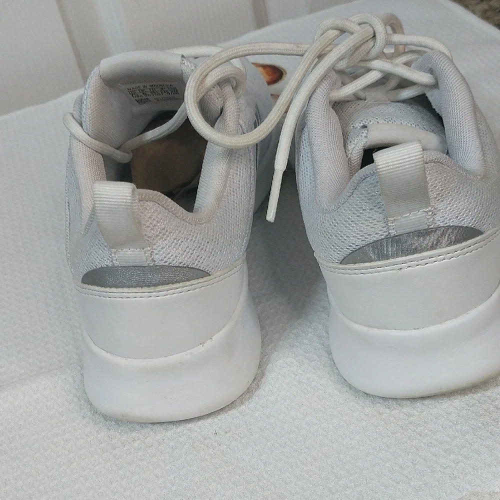 Adidas Cloudfoam "Super" White & Gray Ladies Size 7.5 Running Shoes. VGC. (H&J) - Picture 6 of 11
